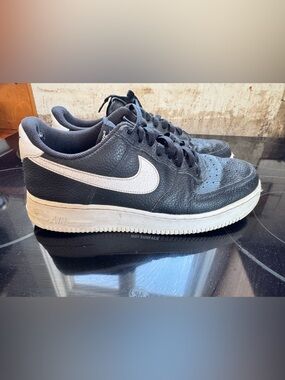 Nike Men’s Black Air Force 1